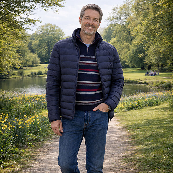 Neu im Fr�hjahr: Entspannt unterwegs. Gut angezogen.